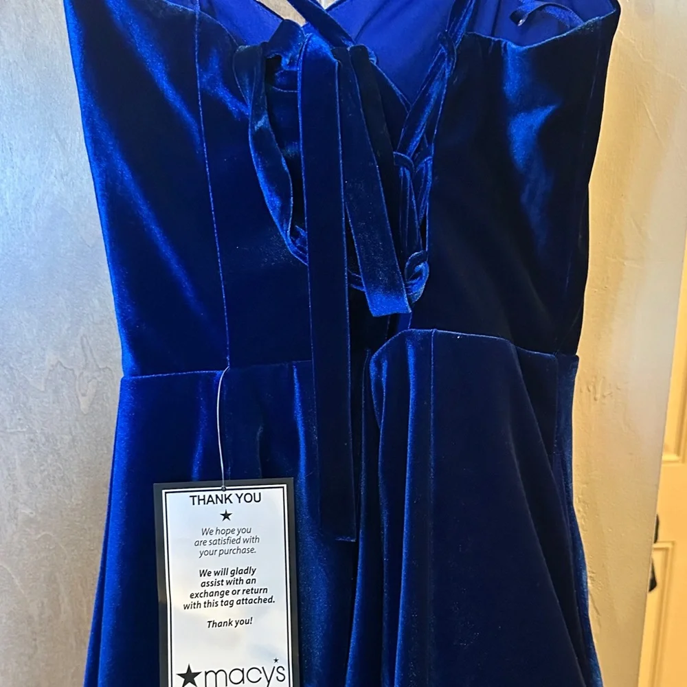 Elegant‎ Blue Velvet Dress